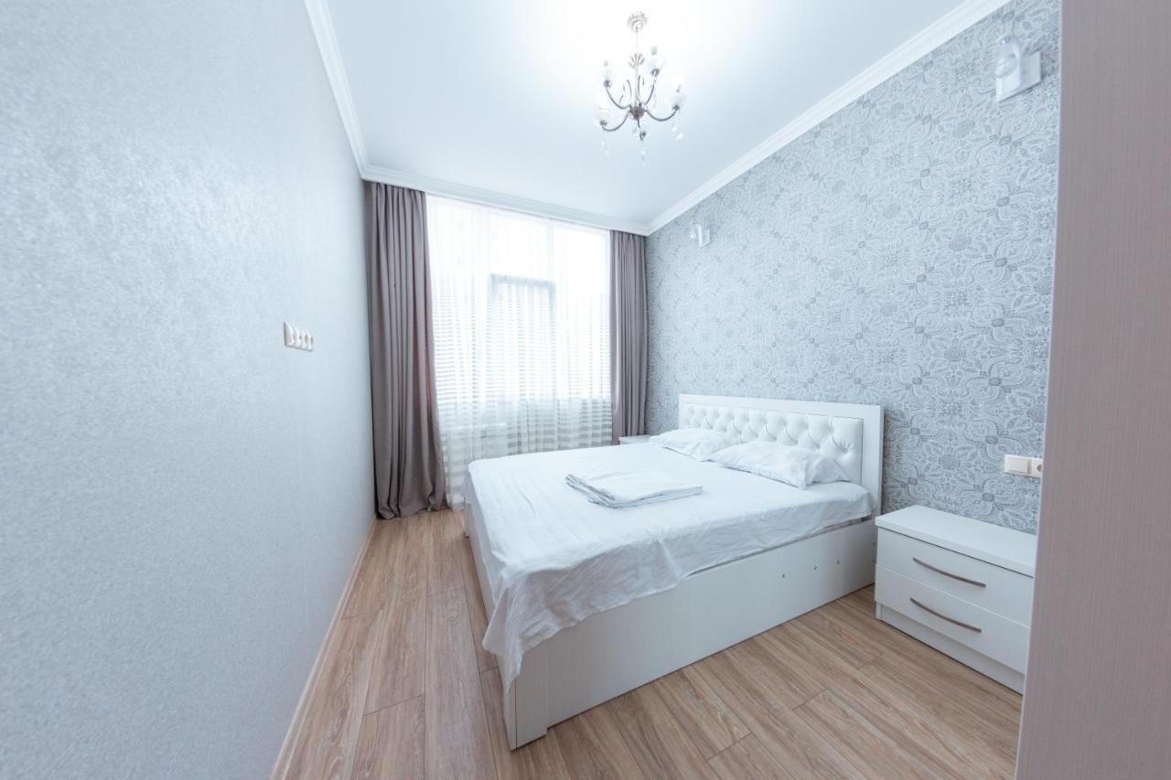 5 Apartment In One Boulding - Near Stadium Μπατούμι Εξωτερικό φωτογραφία