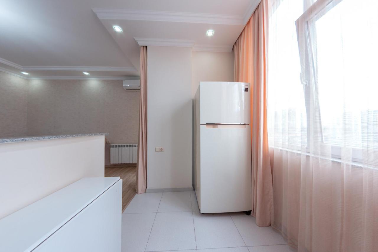 5 Apartment In One Boulding - Near Stadium Μπατούμι Εξωτερικό φωτογραφία