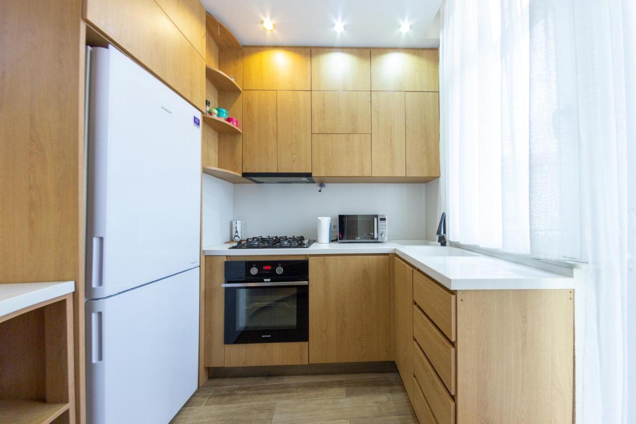 5 Apartment In One Boulding - Near Stadium Μπατούμι Εξωτερικό φωτογραφία