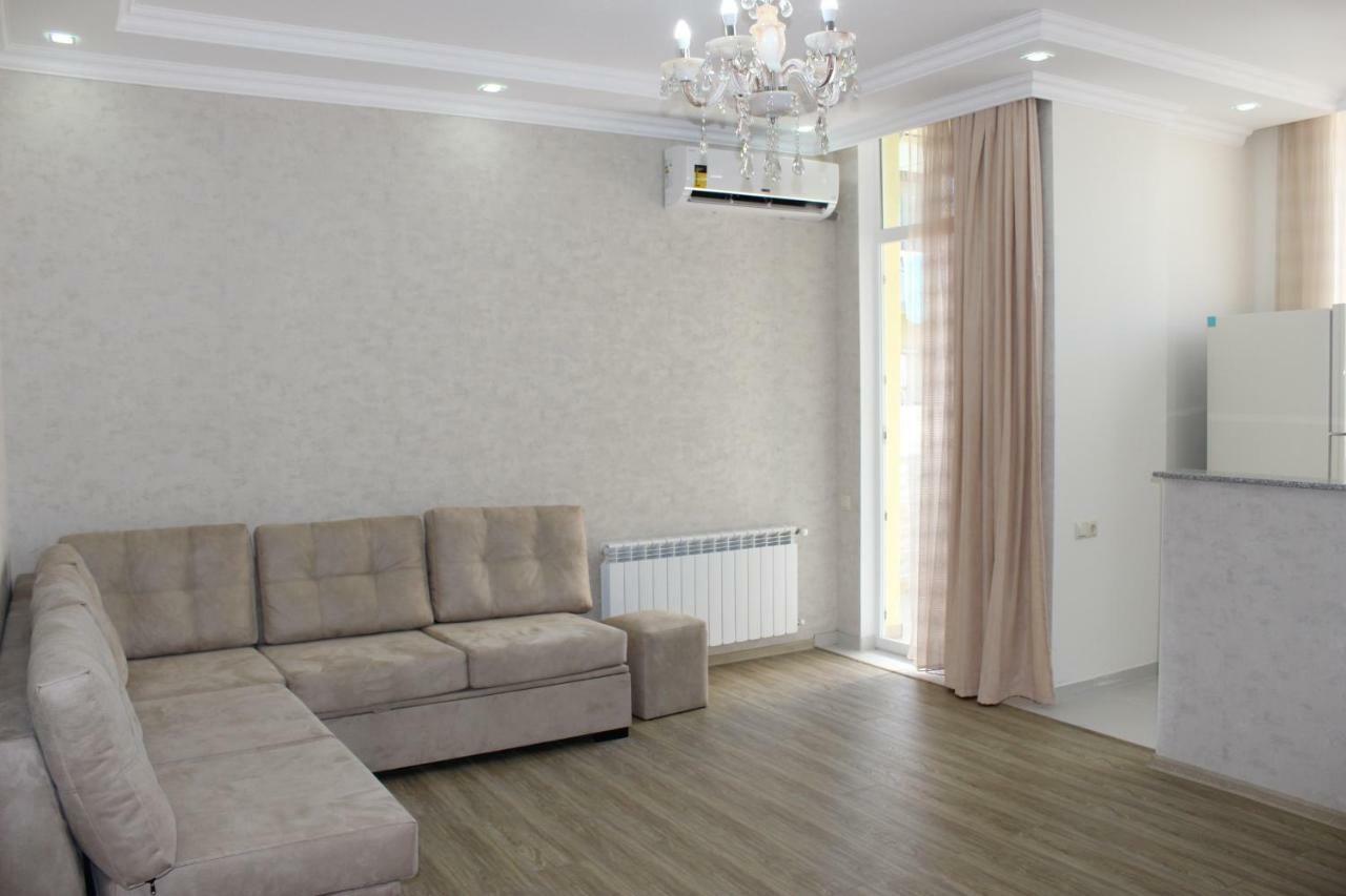 5 Apartment In One Boulding - Near Stadium Μπατούμι Εξωτερικό φωτογραφία